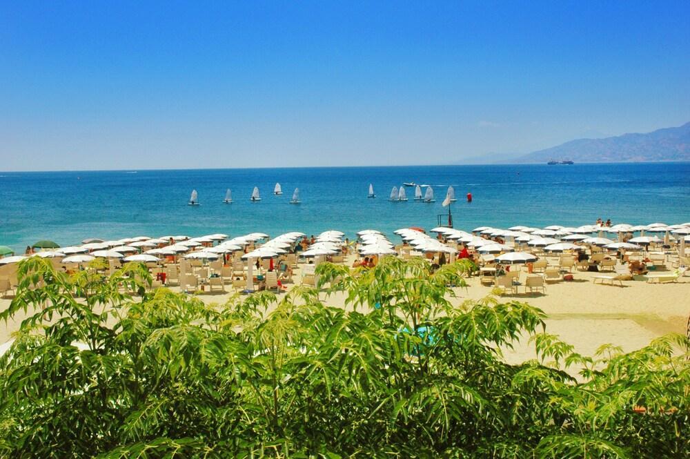 Regent Beach Hotel & Apartments Reggio di Calabria Eksteriør billede