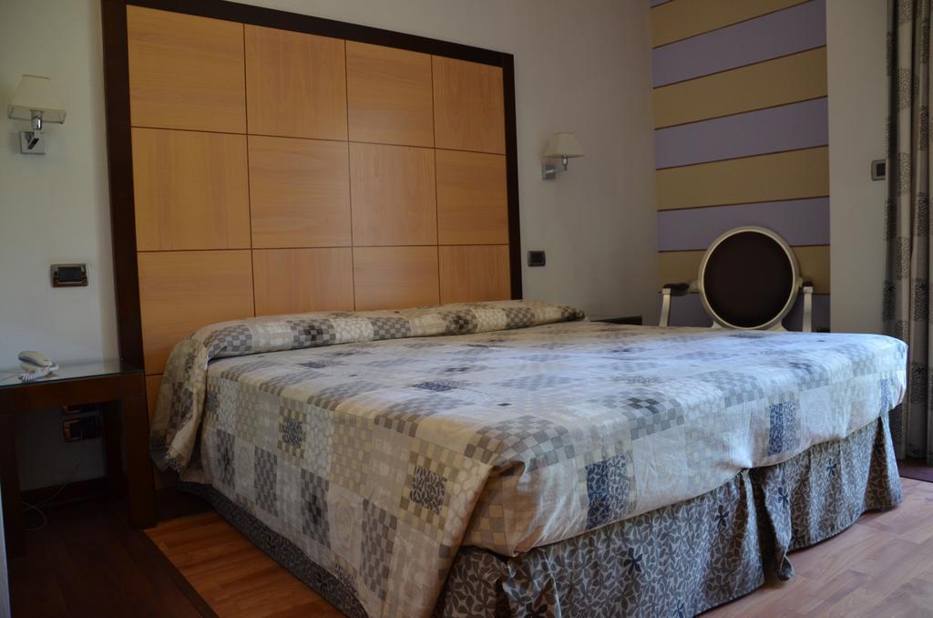Regent Beach Hotel & Apartments Reggio di Calabria Eksteriør billede