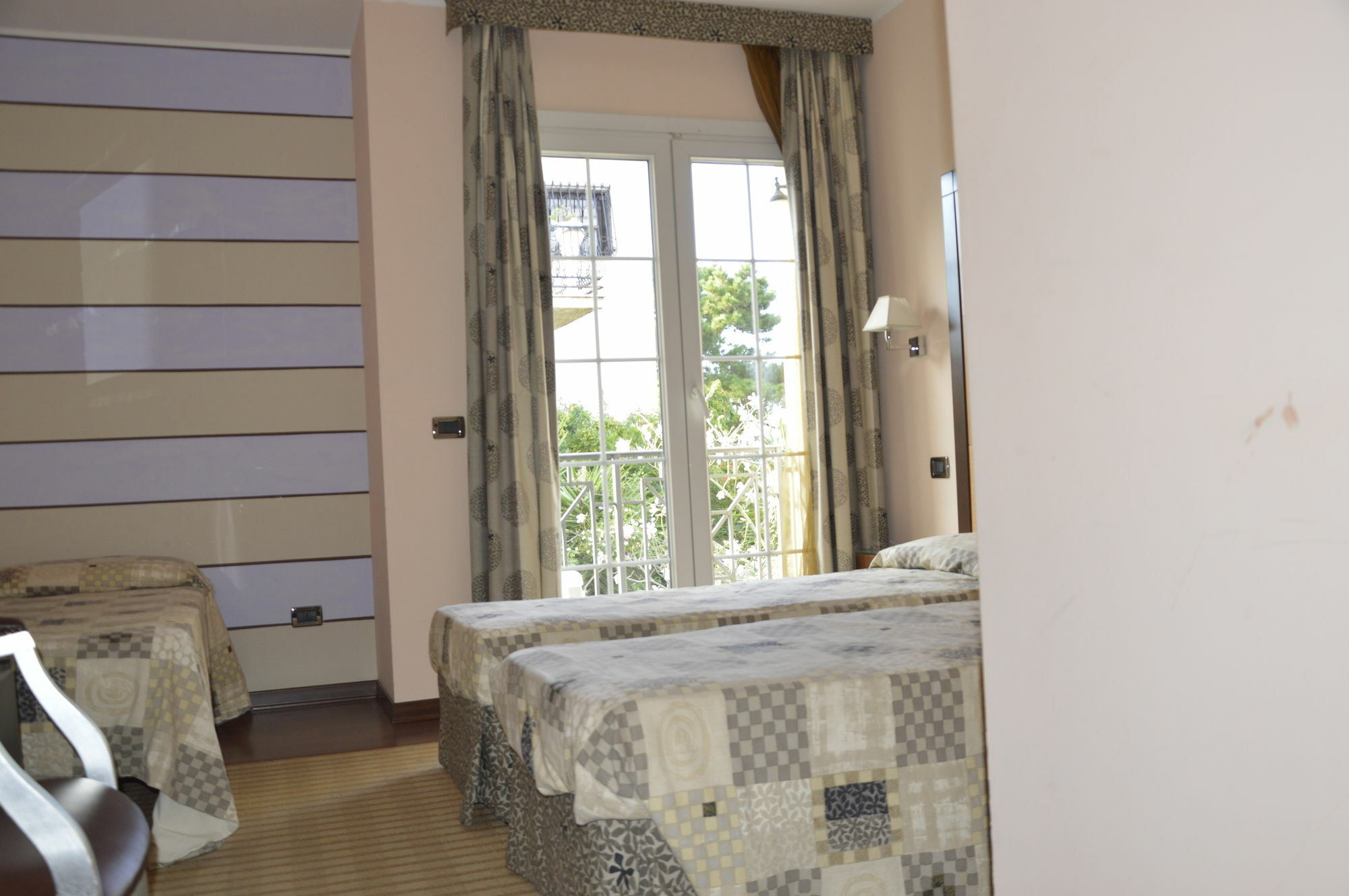 Regent Beach Hotel & Apartments Reggio di Calabria Eksteriør billede